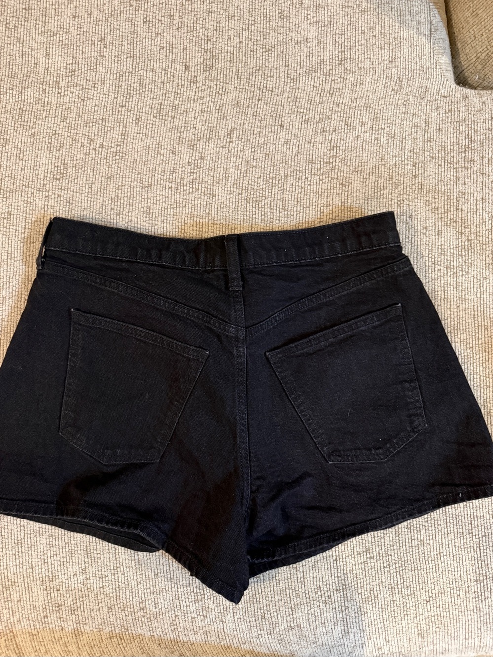 Universal Thread Black Shorte - Picture 3 of 3